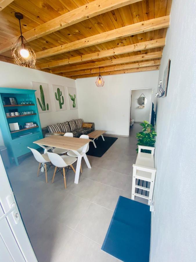 Apartment Alma 1 Tías Esterno foto